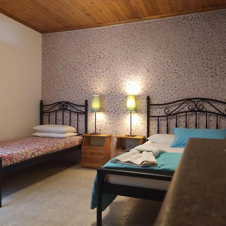 Aiolis Rooms Kamariotissa Bagian luar foto